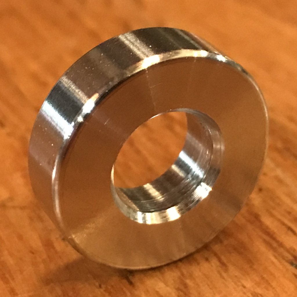 EXTSW 10mm ID x 22mm OD x 6.35mm Thick 304 Stainless Washer