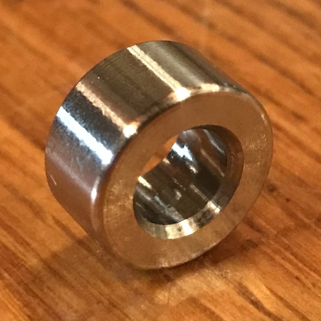 EXTSW 6 mm ID x 11 mm OD x 4 mm thick 316 Stainless Spacer